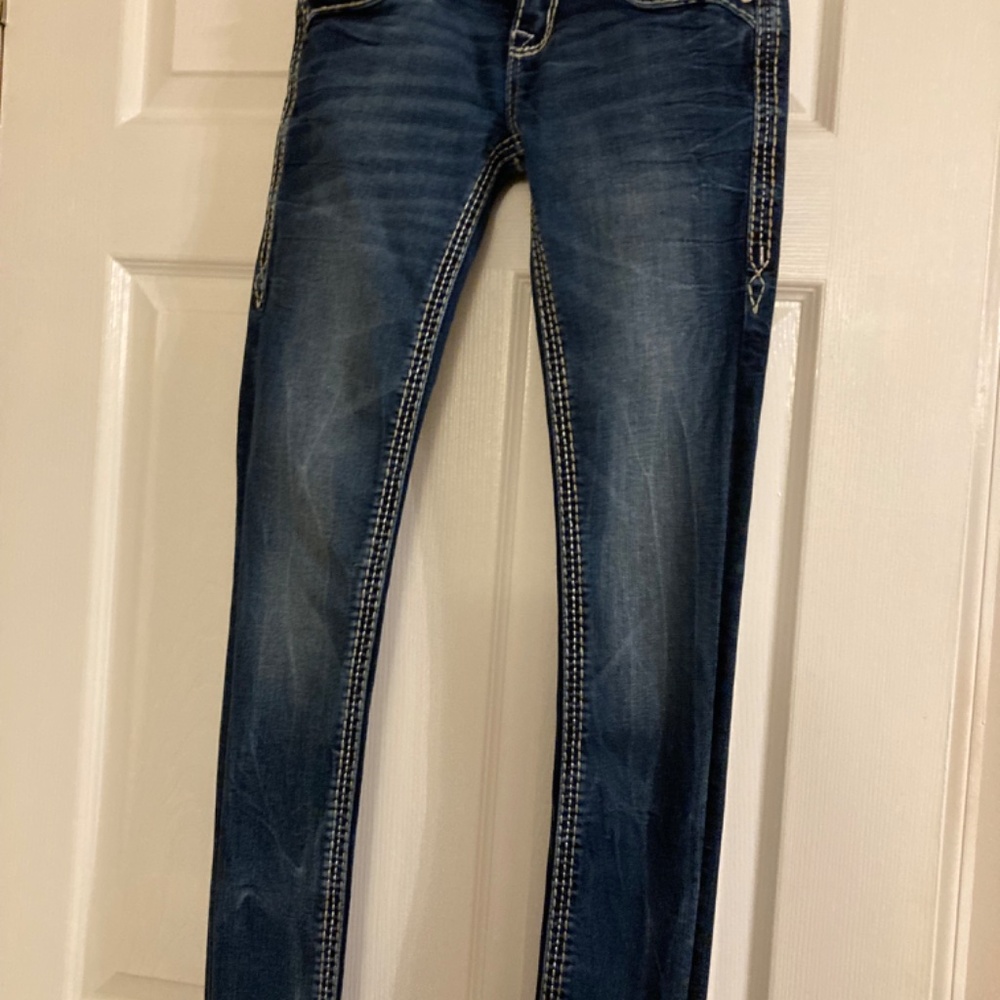 Rock Revival Jeans - Picture 2 of 8